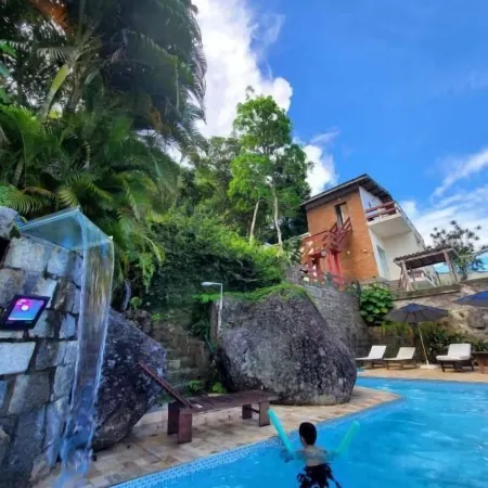Apartamentos Casa da Pedra