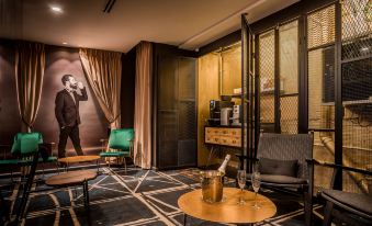 Embassy Hotel Tel Aviv