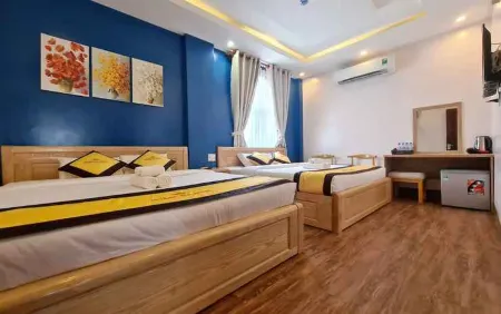 Hoang Gia Hotel Con Đao