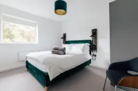 CH Apt 11 2Bed in Bath