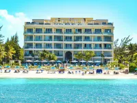 Beachfront at Windsong on the Reef