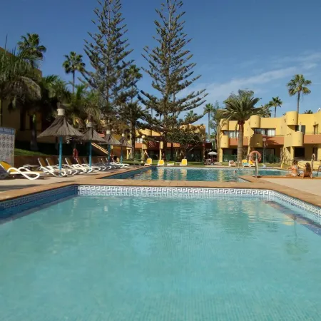 Beach Apt. with Fast Wifi