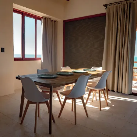 Beach Front Hotel Boutique DK House