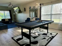 Spacious Fun, Convenient Home Theater Near Disney Hotels in Davenport