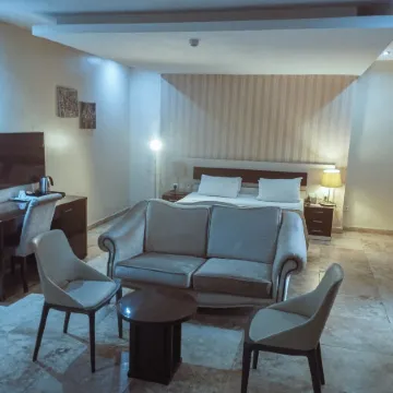 Fullmoon Hotels Owerri