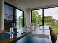 阿卡雄拉特斯特智選假日酒店