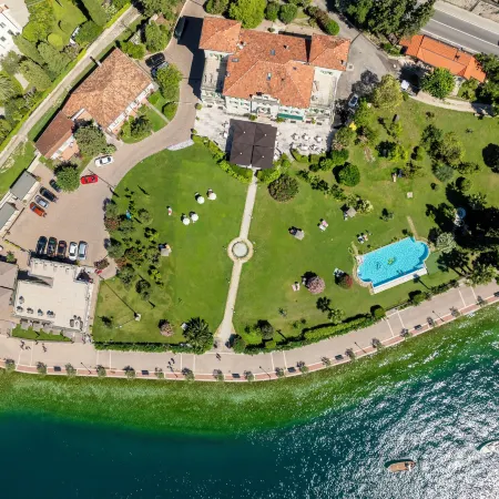 Hotel du Parc Hotels in Garda Town
