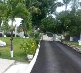 Turquoise Sea Villa Hotel a Reading