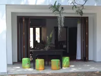 Muthu Nila Hotels in Kamburugamuwa