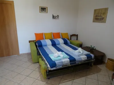 Palazzo Marchesale Hotel dekat Cira Salimbene Azienda Agricola
