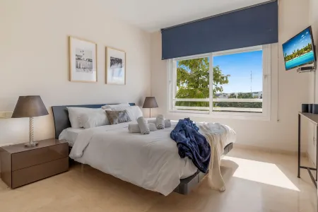 Scenic Apartment in Alcazaba Lagoon Ref M55