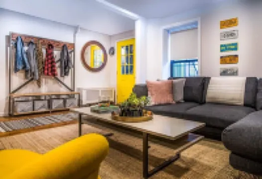 옐로우 블록 B&B