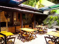 Bamboo Rio Hostel Hotels near Cristo Redentor Statue
