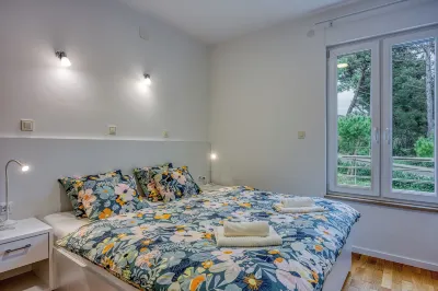 Cikat Bay Modern Apartment - Happy Rentals