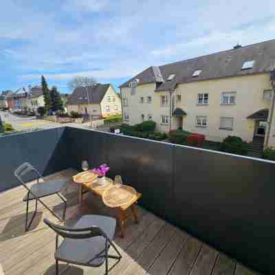 Stylish 3 BR with 2 terraces and parking Others