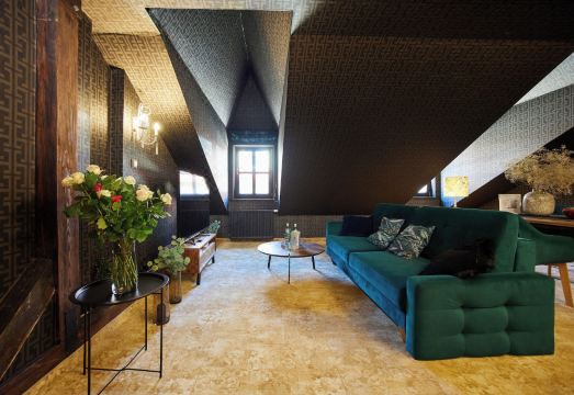 2. 말루흐 카페 &..