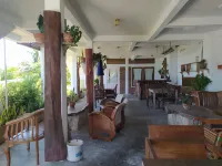 Wooden Javanese Villa Yogyakarta Hotels in Kretek