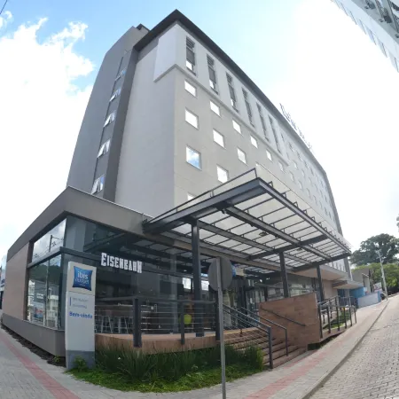 Ibis Budget Blumenau
