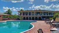 Cortsland Hotel Hotel di Five Islands Village