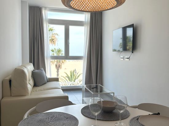 Almar 52 Suites