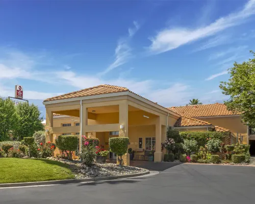 Best Western Plus Dixon Davis Hotels in Solano County