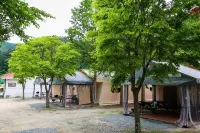 Hongcheon Oullim Glamping Pension Hotel in zona Sutasa Temple