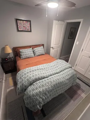 "Diamond in DC" Cozy English Basement Unit in Central Historic DC Neighborhood! Các khách sạn ở 