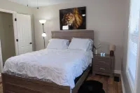 Charming 3-bedroom house in Pleasant Oak Grove with AC, WiFi