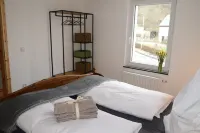 Rustic vacation home Elisabeth in the Vulkaneifel Hoteles en Gillenfeld