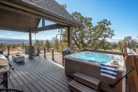 Starview at Brasada Ranch Resort by AvantStay Stunning Home w HotTub Close to World Class Golf