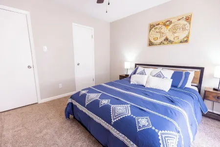 Family-Friendly Retreat: 3BR Home with Game Room & Spacious Backyard Oasis