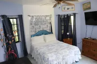 Little Savoy Guest House Hoteles en Runaway Bay