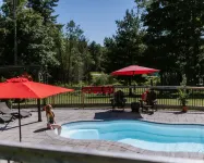 Whispering Springs Wilderness Retreat - románticos