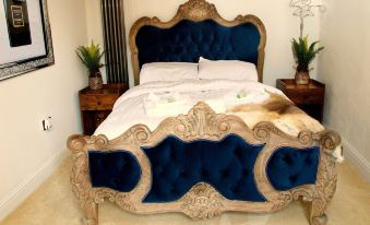 Luxury 9 Bed Manor House Hot Tub Cinema Room Skytv