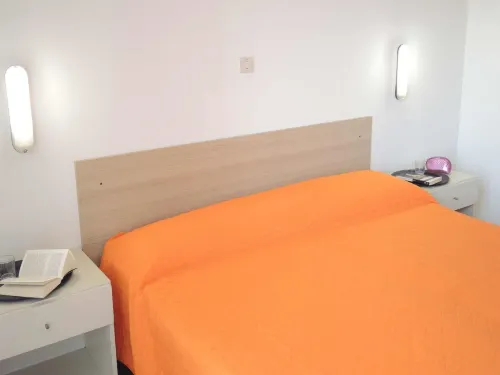 Luminous Flat with Balcony - Beahost