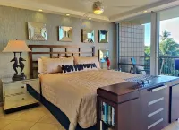 Newly Redecorated Ocean Front Condo Hoteles cerca de Ulua Beach