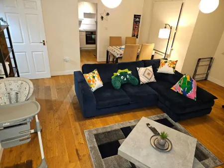 London 02 Arena Cool Off Family Hub Отели рядом с достопримечательностью «Барьер Темзы»