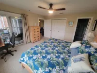 Beautiful, Newly-Renovated Condo on the Altamaha River in Darien with BoatSlip Hotels in Darien