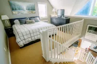 Hillside Blue Mtn Family Loft @ North Creek Resort Hotels in Grey County