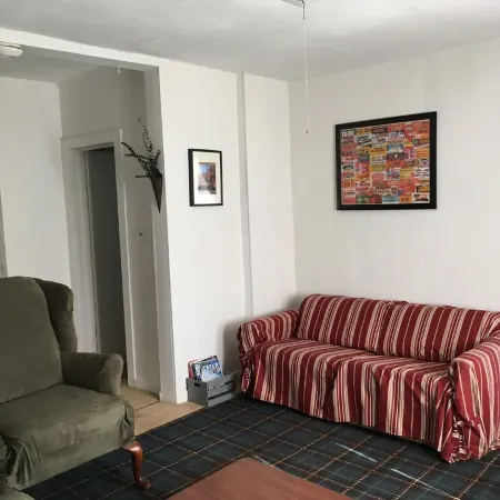 Cozy 2 Bedroom Apt - Walk To Hunter Mountain In The Catskills