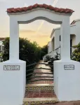 Beautiful bungalow near beach and amenities with 3 bedrooms & large pool -  Casas de vacaciones