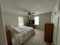 Charming 3 bed/2 bath whole house with 1.0 GB WiFi, TV in LR and each bedroom