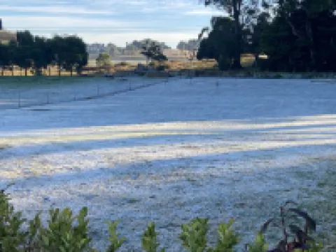 Luxurious, Cosy & Relaxed Apartment with Spa 羅伯遜酒店