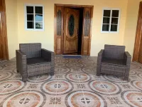 Exquisite Eight Bedrooms Villa Situated in Boscobel, St. Mary, Jamaica. Hotels in RioNuoya