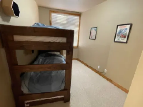 Quiet Top Floor Condo w/ Views. Walk to Dillon Marina & Amphitheater