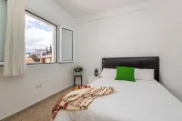 Piso de 4 Habitaciones a 50 Metros de la Catedral