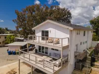 Beautiful home in Silver Lake Hills. 360 Views Hotels in Silver Lake