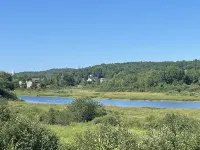 Spacious home w/riverview, minutes from state parks and ocean beaches, sleeps 11