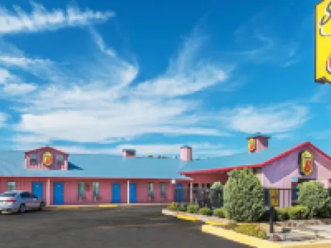 Super 8 by Wyndham Eastland Hotels in Eastland