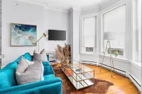 Historic Somerville Cambridge 1 Bed, Inman Square Hotels near Wellington Bridge